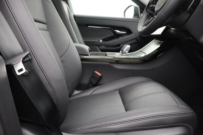 2025 (25) LAND ROVER RANGE ROVER EVOQUE 1.5 P270e Dynamic SE 5dr Auto 4119619