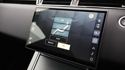 2025 (25) LAND ROVER RANGE ROVER EVOQUE 1.5 P270e Dynamic SE 5dr Auto 4119627