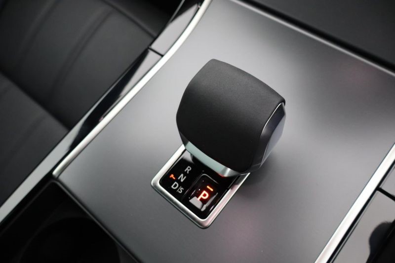 2025 (25) LAND ROVER RANGE ROVER EVOQUE 1.5 P270e Dynamic SE 5dr Auto 4119621