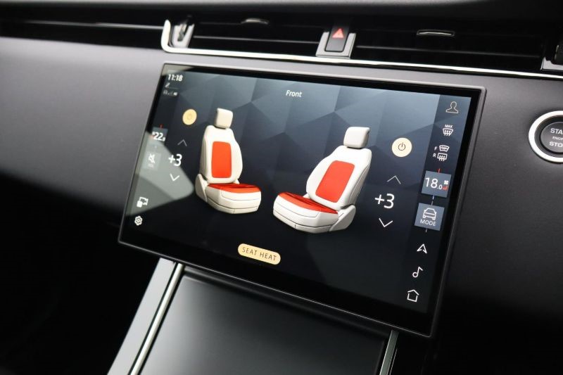 2025 (25) LAND ROVER RANGE ROVER EVOQUE 1.5 P270e Dynamic SE 5dr Auto 4119626