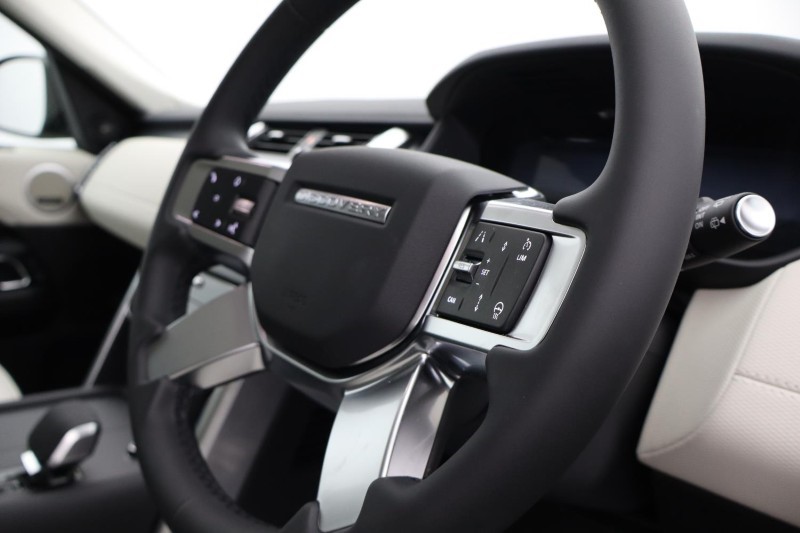  LAND ROVER DISCOVERY 3.0 D350 Dynamic SE 5dr Auto 4581811