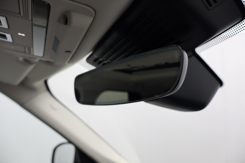  LAND ROVER DISCOVERY 3.0 D350 Dynamic SE 5dr Auto 4581828