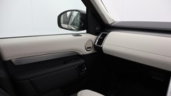 LAND ROVER DISCOVERY 3.0 D350 Dynamic SE 5dr Auto 4581843