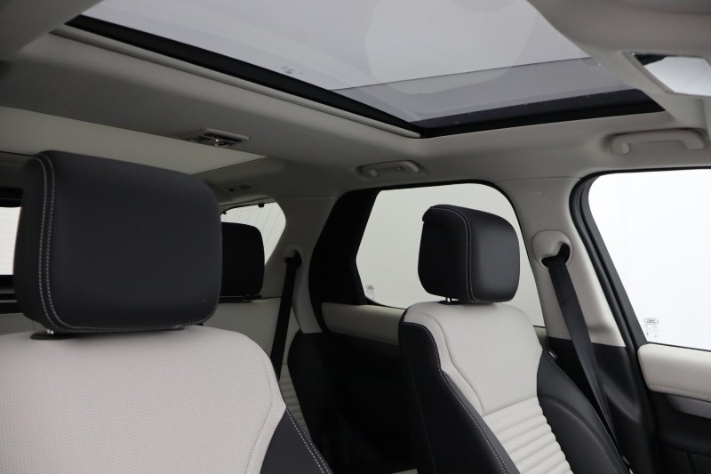  LAND ROVER DISCOVERY 3.0 D350 Dynamic SE 5dr Auto 4581824