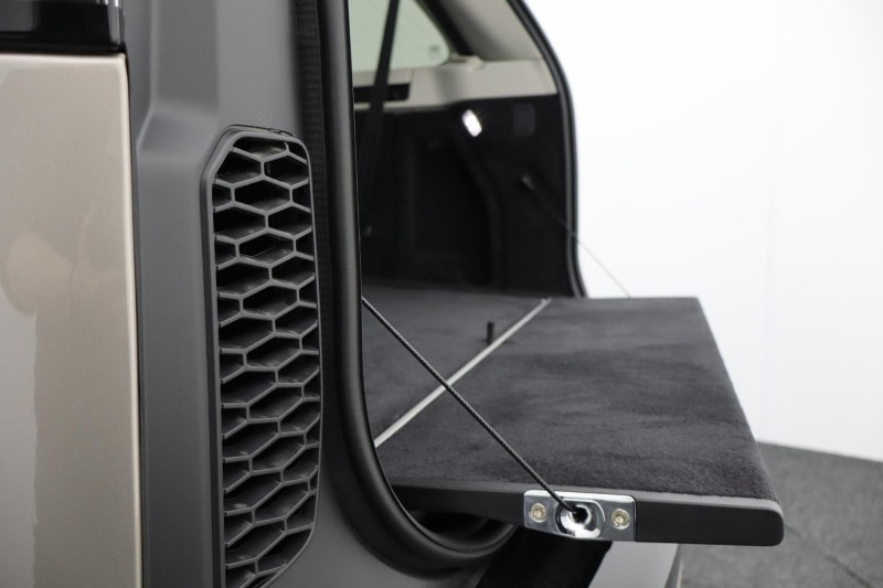  LAND ROVER DISCOVERY 3.0 D350 Dynamic SE 5dr Auto 4581784