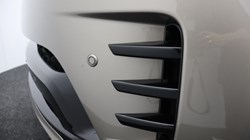 LAND ROVER DISCOVERY 3.0 D350 Dynamic SE 5dr Auto 4581802