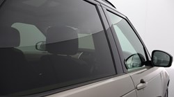 LAND ROVER DISCOVERY 3.0 D350 Dynamic SE 5dr Auto 4581855