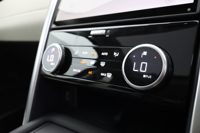  LAND ROVER DISCOVERY 3.0 D350 Dynamic SE 5dr Auto 4581827