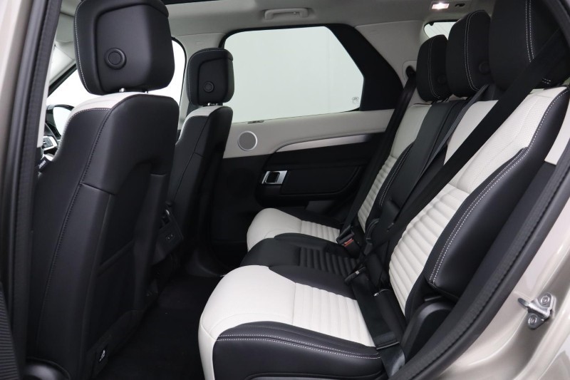  LAND ROVER DISCOVERY 3.0 D350 Dynamic SE 5dr Auto 4581833