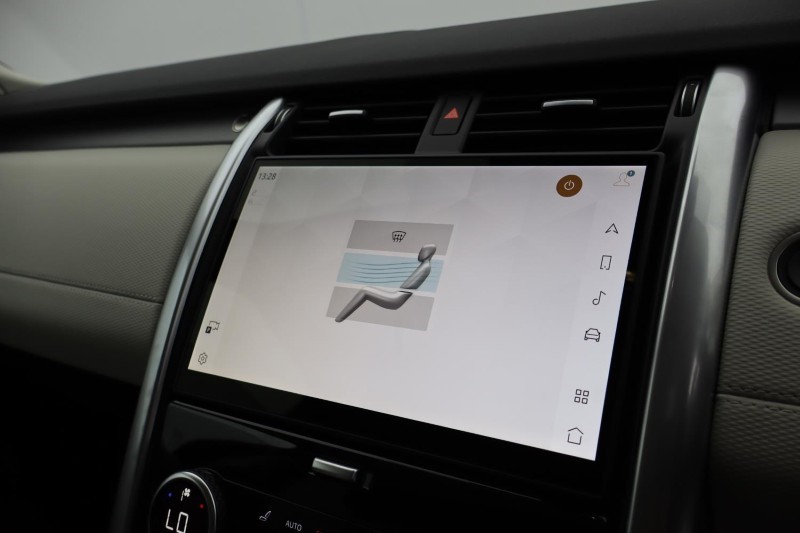  LAND ROVER DISCOVERY 3.0 D350 Dynamic SE 5dr Auto 4581820