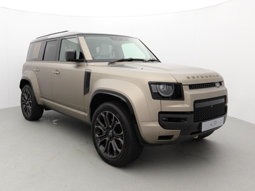LAND ROVER DEFENDER