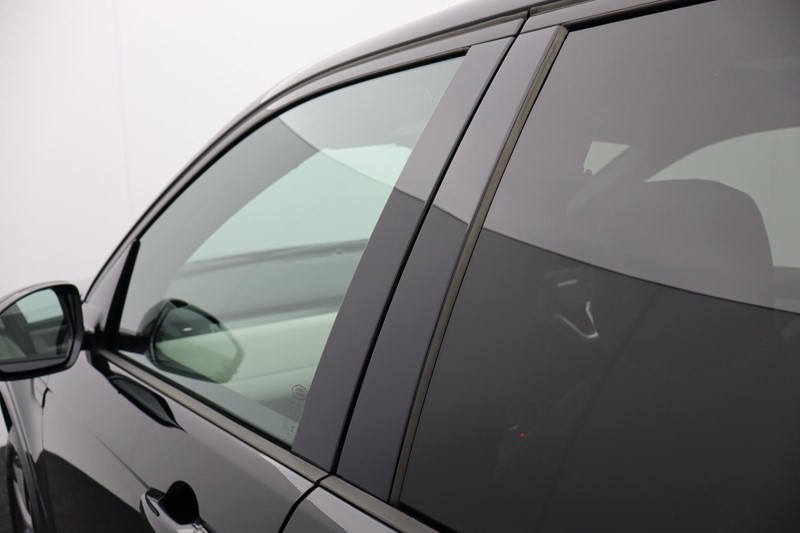  LAND ROVER DISCOVERY SPORT 1.5 P270e Dynamic SE 5dr Auto [5 Seat] 4598037