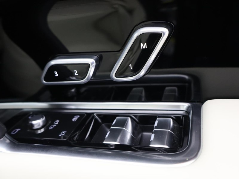  LAND ROVER RANGE ROVER 4.4 P530 V8 Autobiography 4dr Auto 4710367