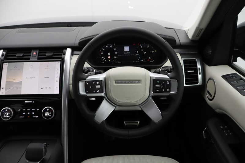  LAND ROVER DISCOVERY 3.0 D350 Metropolitan Edition 5dr Auto 4970991