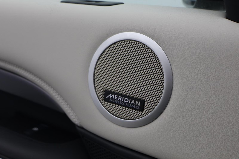  LAND ROVER DISCOVERY 3.0 D350 Metropolitan Edition 5dr Auto 4970956