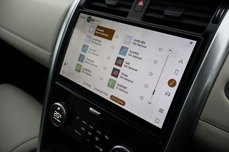  LAND ROVER DISCOVERY 3.0 D350 Metropolitan Edition 5dr Auto 4970982