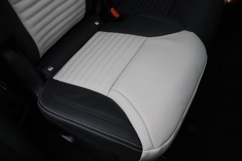  LAND ROVER DISCOVERY 3.0 D350 Metropolitan Edition 5dr Auto 4970987