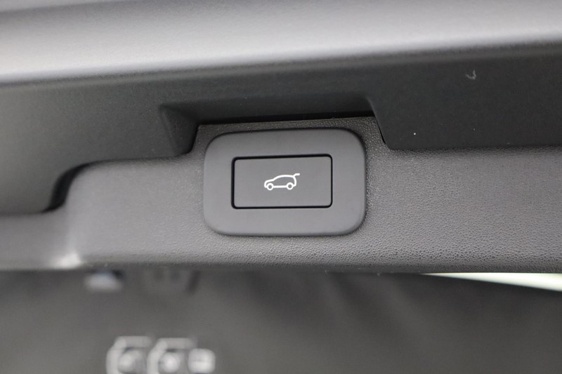  LAND ROVER DISCOVERY 3.0 D350 Metropolitan Edition 5dr Auto 4970999