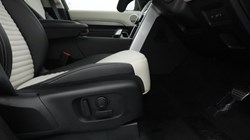 LAND ROVER DISCOVERY 3.0 D350 Dynamic HSE 5dr Auto 4668101