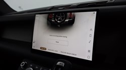LAND ROVER DEFENDER 3.0 D250 X-Dynamic SE 110 5dr Auto 4632546