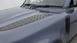 LAND ROVER DEFENDER 3.0 D250 X-Dynamic SE 110 5dr Auto 4632600