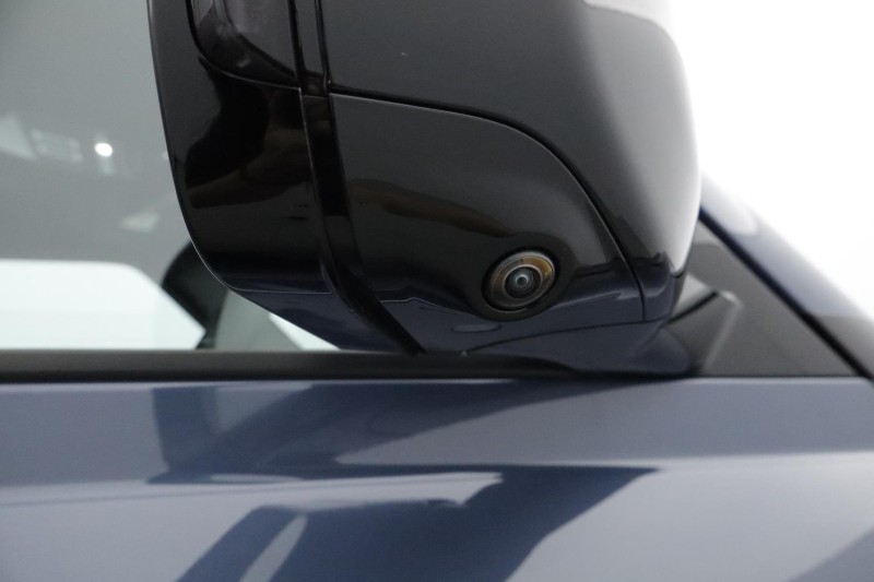  LAND ROVER DEFENDER 3.0 D250 X-Dynamic SE 110 5dr Auto 4632590