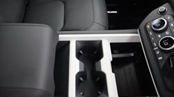 LAND ROVER DEFENDER 3.0 D250 X-Dynamic SE 110 5dr Auto 4632557