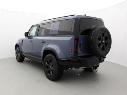 LAND ROVER DEFENDER 3.0 D250 X-Dynamic HSE 110 5dr Auto