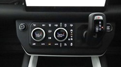 LAND ROVER DEFENDER 3.0 D250 X-Dynamic SE 110 5dr Auto 4613026