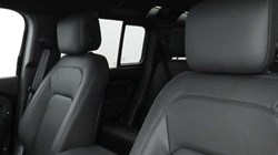LAND ROVER DEFENDER 3.0 D250 X-Dynamic SE 110 5dr Auto 4612984