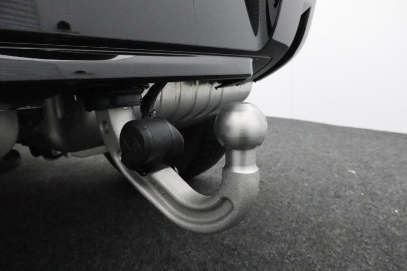  LAND ROVER DEFENDER 3.0 D250 X-Dynamic SE 110 5dr Auto 4612970