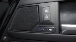 LAND ROVER DEFENDER 3.0 D250 X-Dynamic SE 110 5dr Auto 4613041