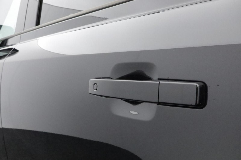  LAND ROVER DEFENDER 3.0 D250 X-Dynamic SE 110 5dr Auto 4612976