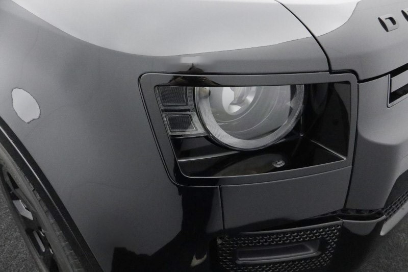  LAND ROVER DEFENDER 3.0 D250 X-Dynamic SE 110 5dr Auto 4612996