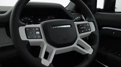 LAND ROVER DEFENDER 3.0 D250 X-Dynamic SE 110 5dr Auto 4613008