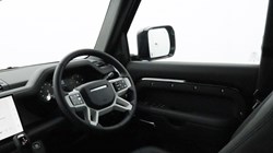 LAND ROVER DEFENDER 3.0 D250 X-Dynamic SE 110 5dr Auto 4613027
