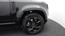 LAND ROVER DEFENDER 3.0 D250 X-Dynamic SE 110 5dr Auto 4612991