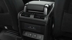 LAND ROVER DEFENDER 3.0 D250 X-Dynamic SE 110 5dr Auto 4613010