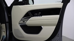 LAND ROVER RANGE ROVER 3.0 P460e Edition 4dr Auto 5125242