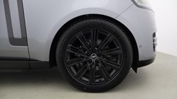 LAND ROVER RANGE ROVER 3.0 P460e Edition 4dr Auto 5125213