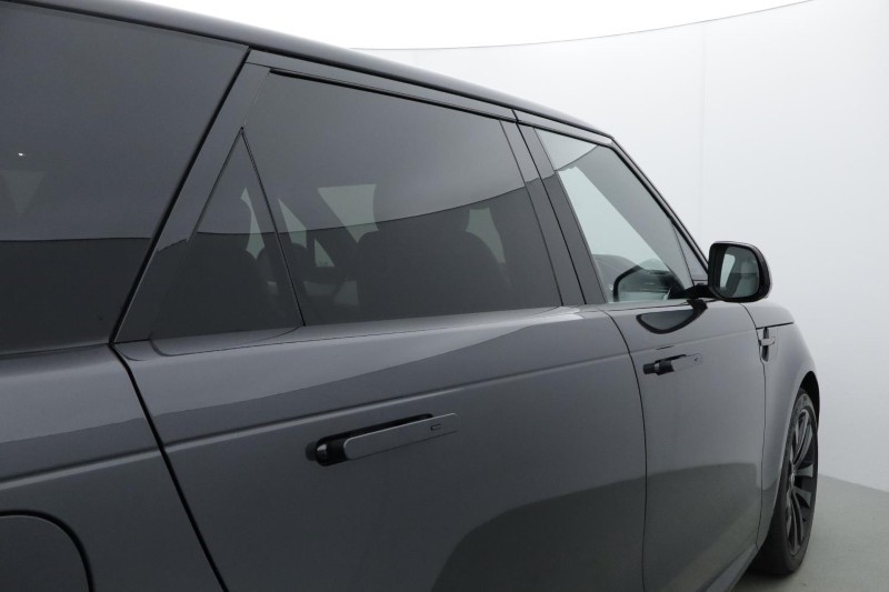  LAND ROVER RANGE ROVER SPORT 3.0 D300 Dynamic SE 5dr Auto 4764994