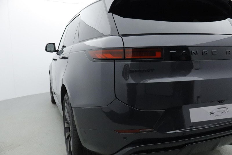  LAND ROVER RANGE ROVER SPORT 3.0 D300 Dynamic SE 5dr Auto 4764936