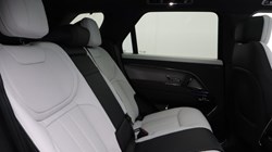 LAND ROVER RANGE ROVER SPORT 3.0 D300 Dynamic SE 5dr Auto 4764985