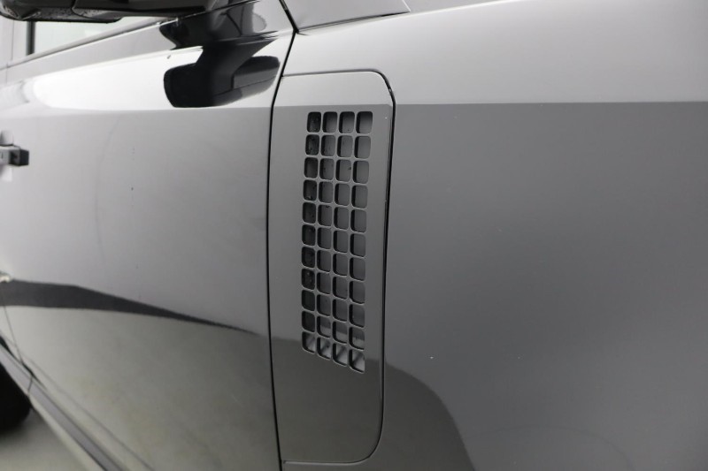  LAND ROVER DEFENDER 3.0 D350 X-Dynamic HSE 130 5dr Auto 4769378