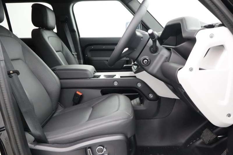  LAND ROVER DEFENDER 3.0 D350 X-Dynamic HSE 130 5dr Auto 4769342