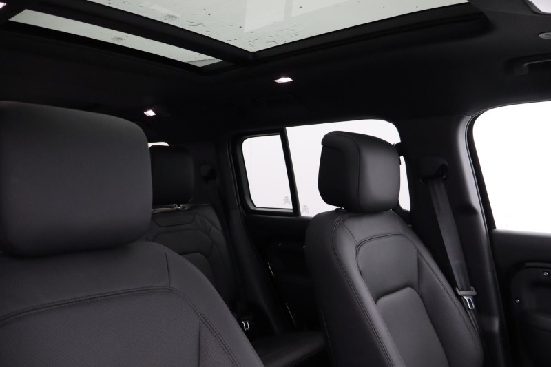  LAND ROVER DEFENDER 3.0 D350 X-Dynamic HSE 130 5dr Auto 4769377
