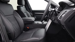 LAND ROVER DISCOVERY 3.0 D350 Dynamic SE 5dr Auto 4711273