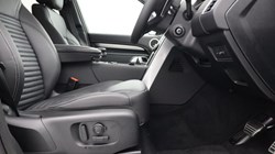LAND ROVER DISCOVERY 3.0 D350 Dynamic SE 5dr Auto 4711274