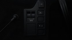 LAND ROVER DISCOVERY 3.0 D350 Dynamic SE 5dr Auto 4711320