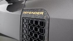 LAND ROVER DEFENDER 4.4 P635 Octa 110 5dr Auto 5145721